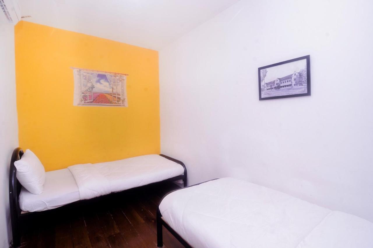 Spot On 89886 Backpacker'S Stay Services Kuching Zewnętrze zdjęcie